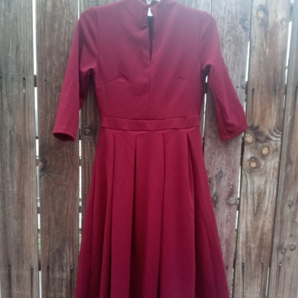 Unbranded A-Line Pleated Burgundy Dress M Pullover 3/4 Sleeves Split V Neck